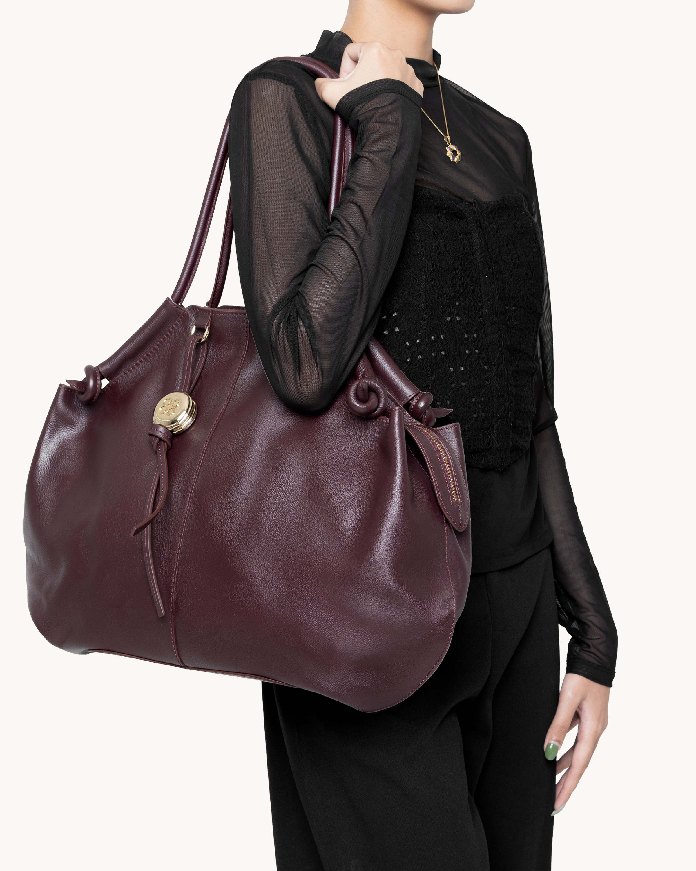 Thé Bag Thé Bag Red Large Figures view 3 by CÉCI